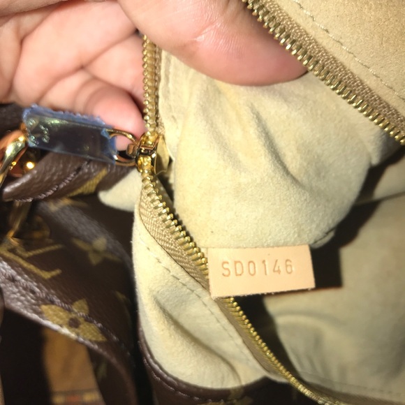 100%Auth Louis Vuitton Artsy MM - Picture 6 of 7